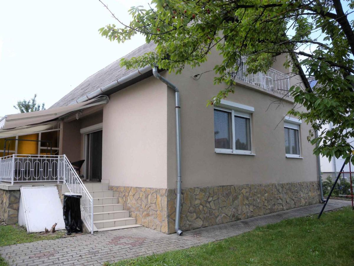 Holiday Home In Fonyod/Balaton 38001 Luaran gambar
